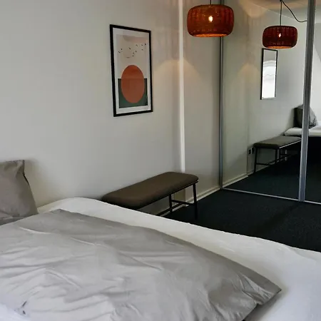 Og Rummelig I Apartman